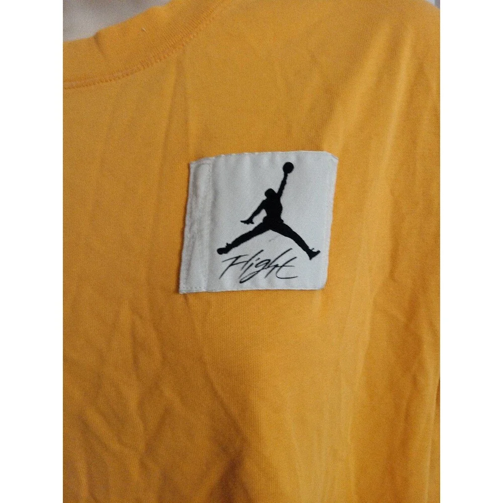 Air Jordan T Shirt Mens M Yellow Oversized Essentials Flight